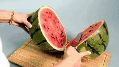 热搜吃瓜吃瓜,揭秘网络热议背后的真相与笑料